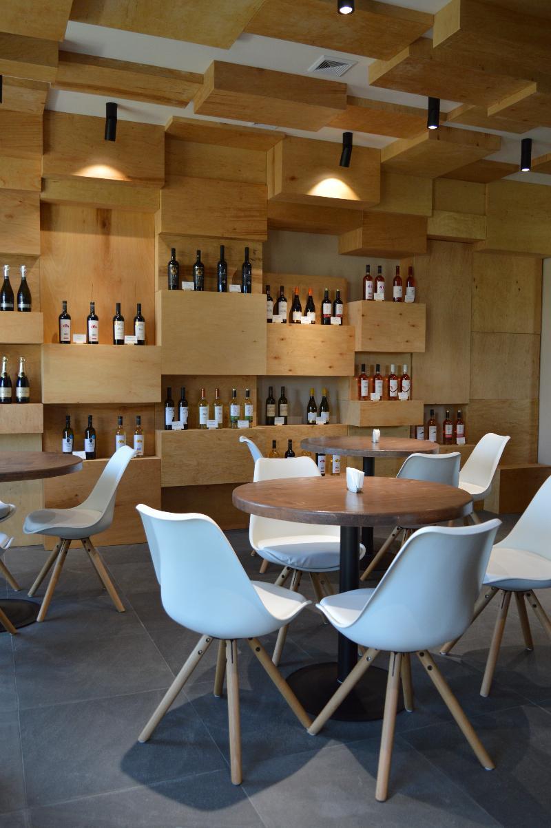 Wine Hotel Кишинев Екстериор снимка