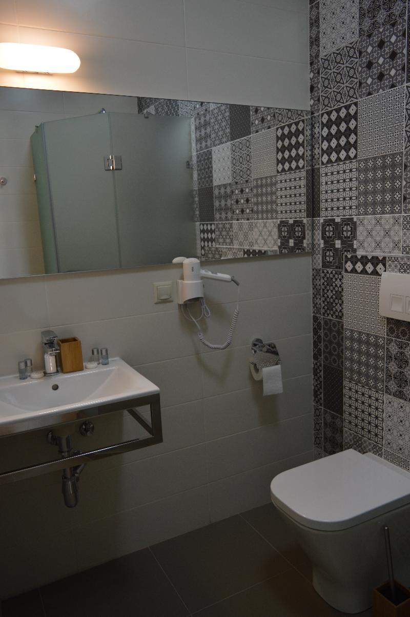 Wine Hotel Кишинев Екстериор снимка