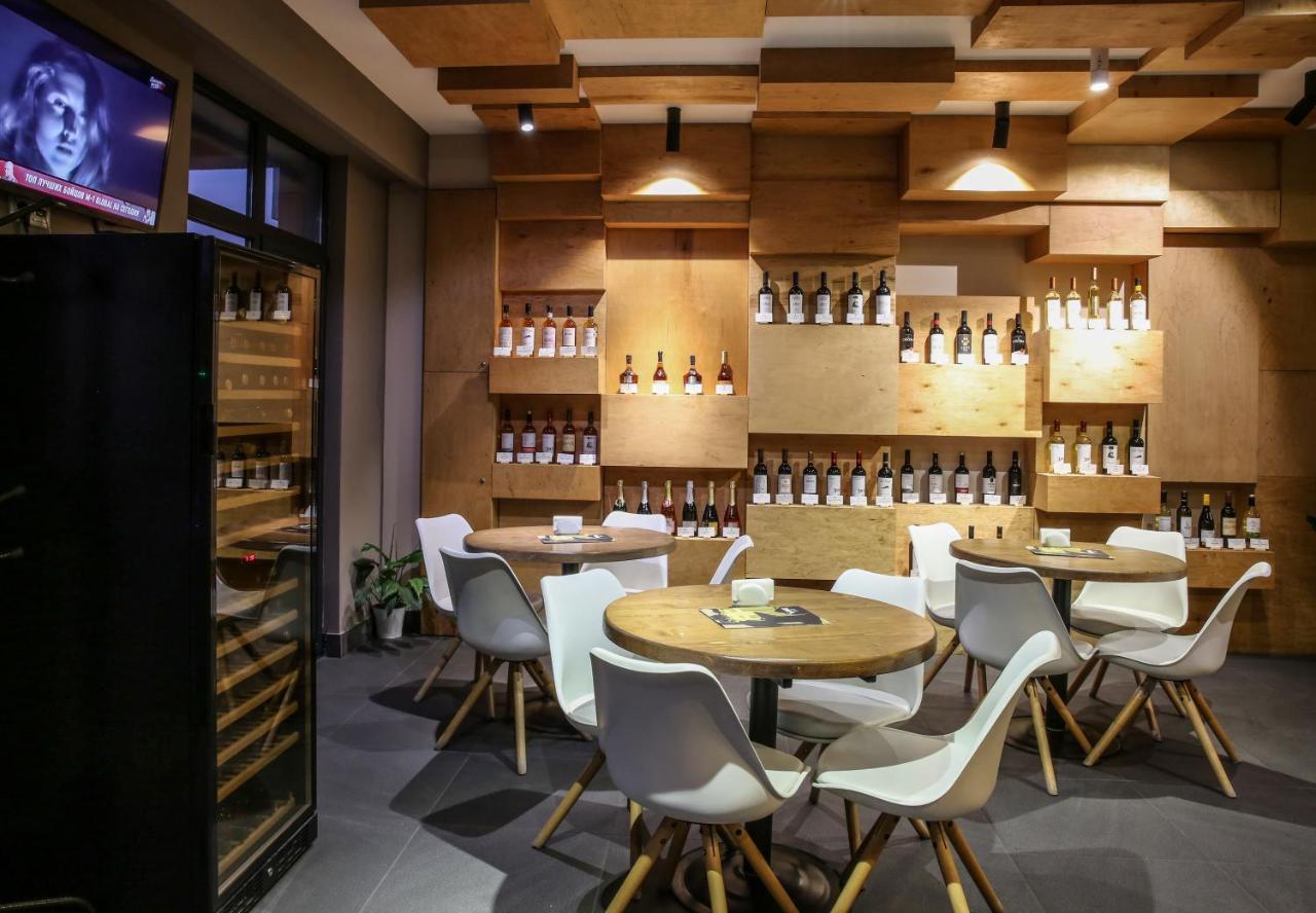 Wine Hotel Кишинев Екстериор снимка