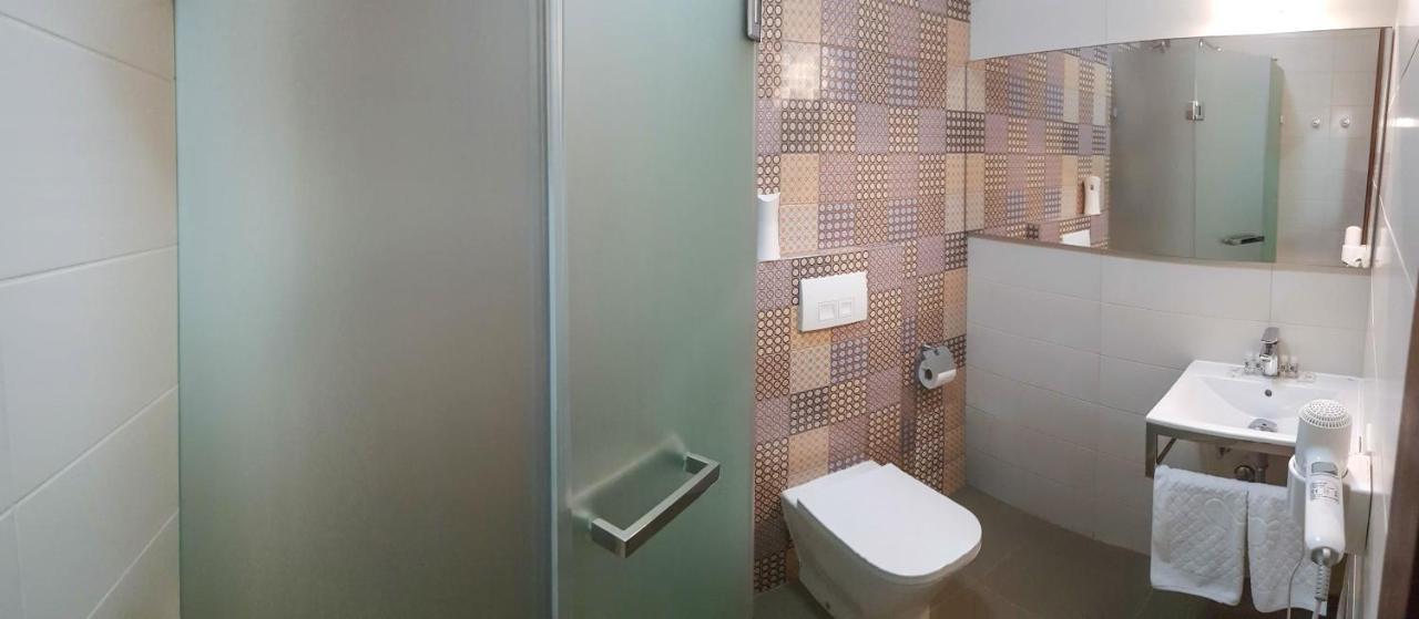 Wine Hotel Кишинев Екстериор снимка