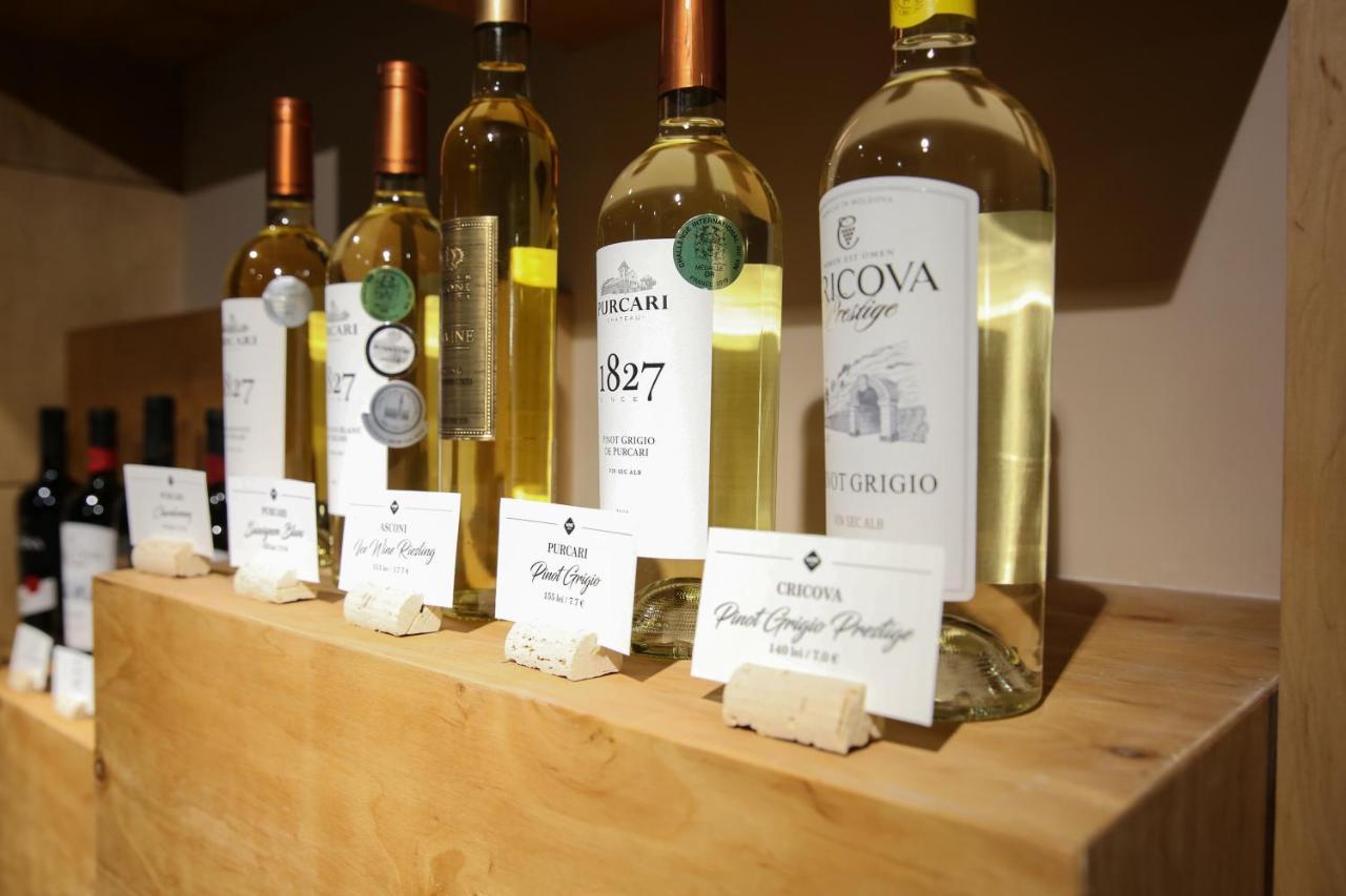 Wine Hotel Кишинев Екстериор снимка
